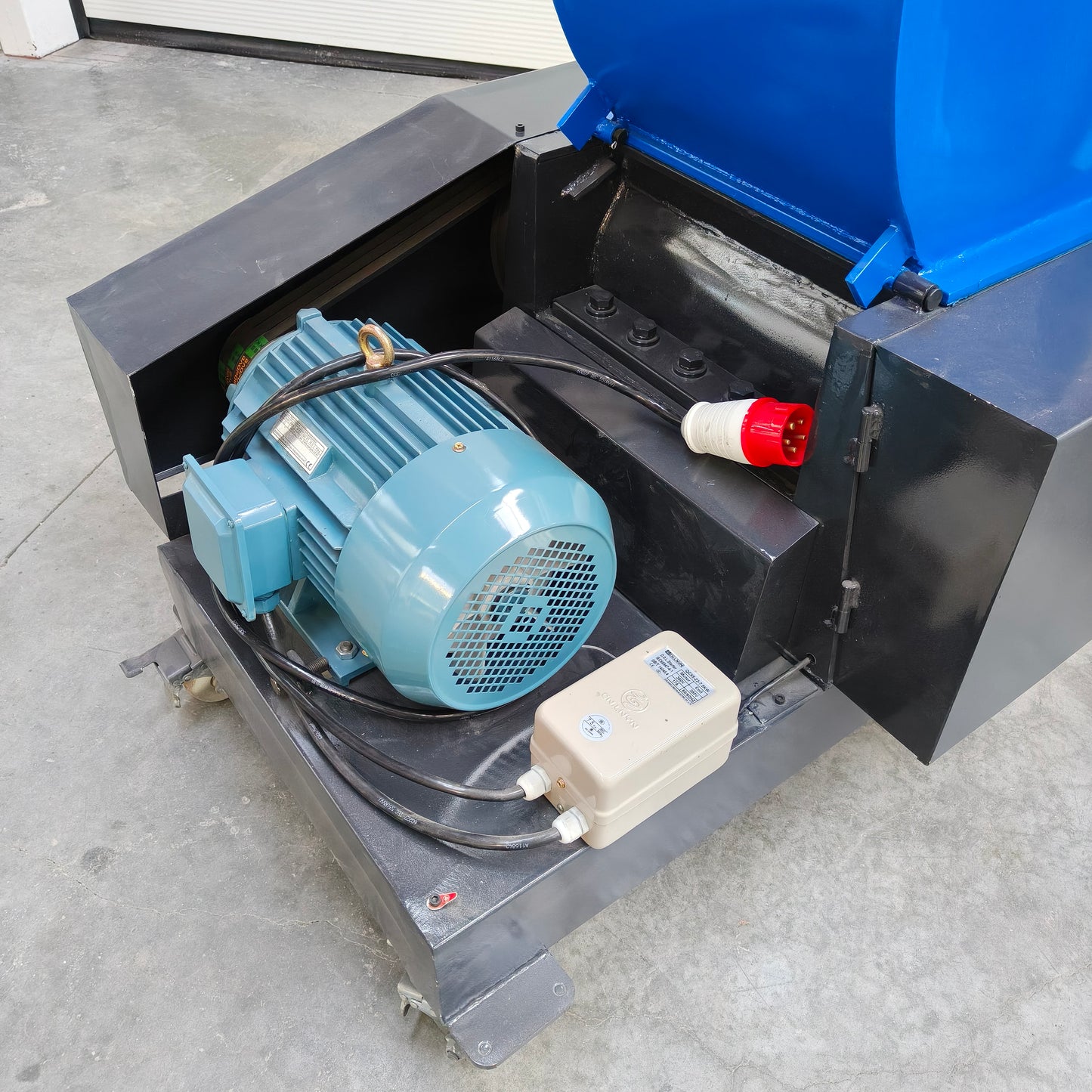 Verrijdbare Shredder ZM4